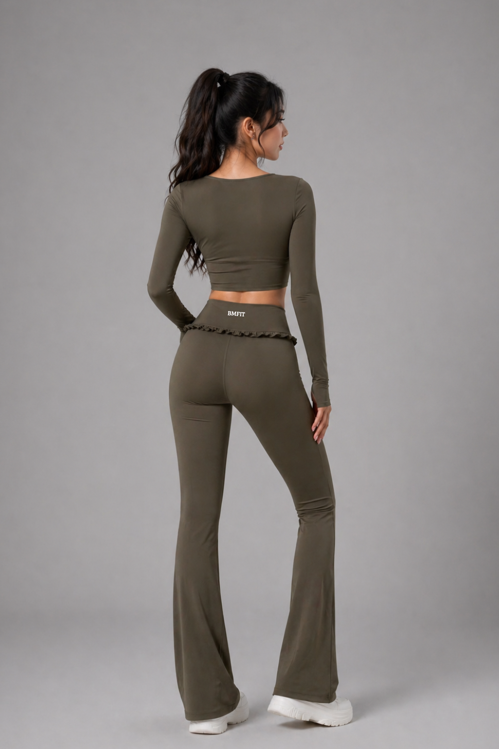 BMFIT Set Up with Feminine Frill Design